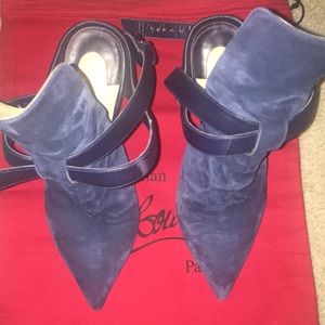 Lou boutin suede navy booties